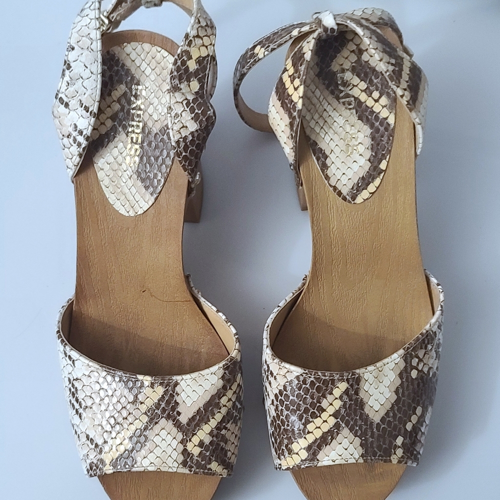 Express Tan and Cream Snake Print Chunky Heels Straps Size 6